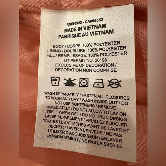 NWT Nike Oversized Pink Puffer Vest, XL - Picture 4 of 12